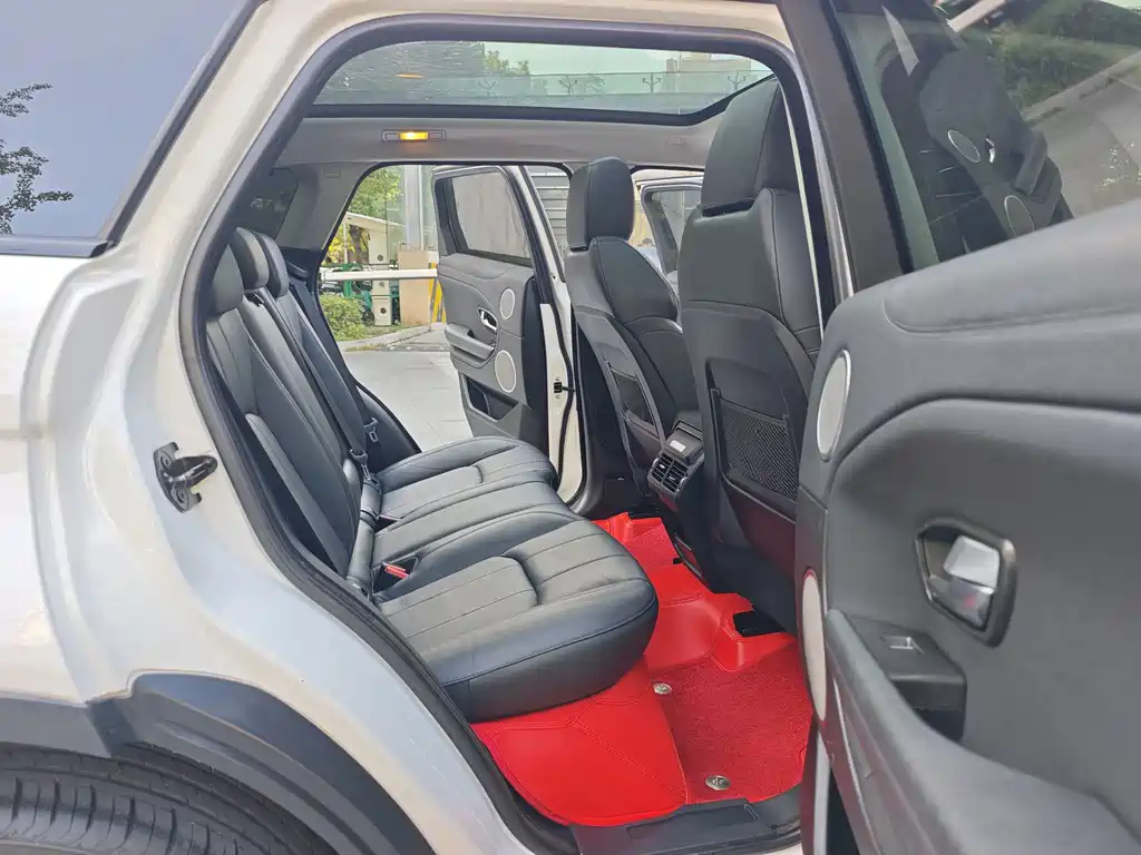 Land Rover Evoque — миниатюра 15