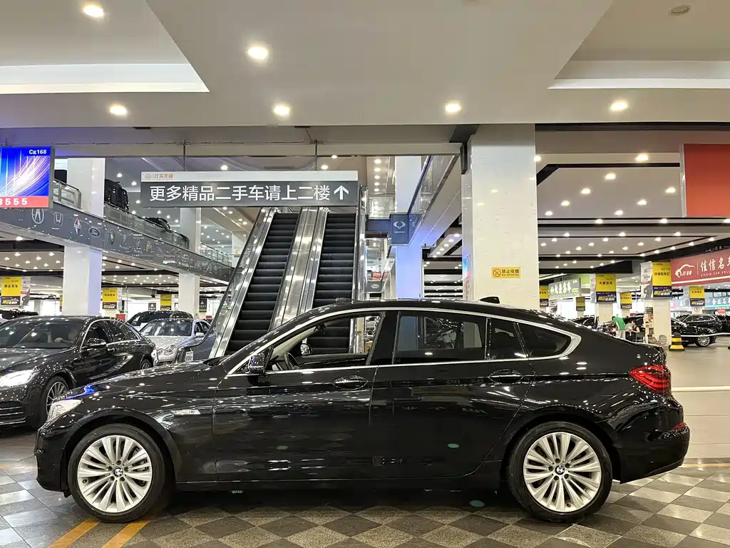 BMW 5 Series GT — миниатюра 19