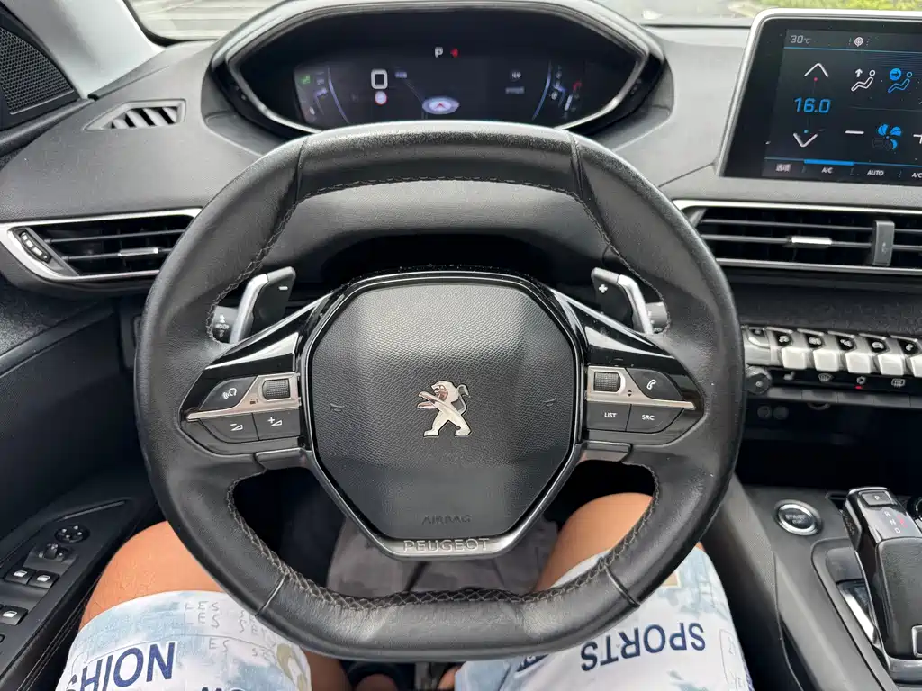 Peugeot 5008 — миниатюра 10