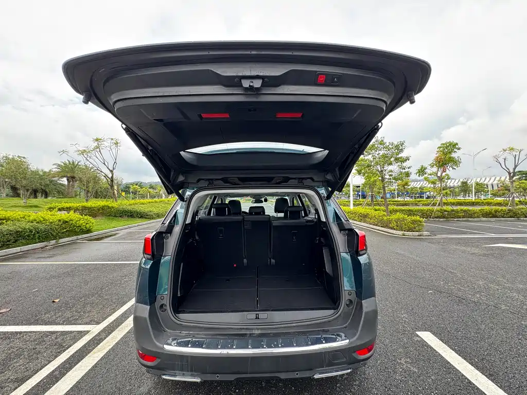 Peugeot 5008 — миниатюра 35