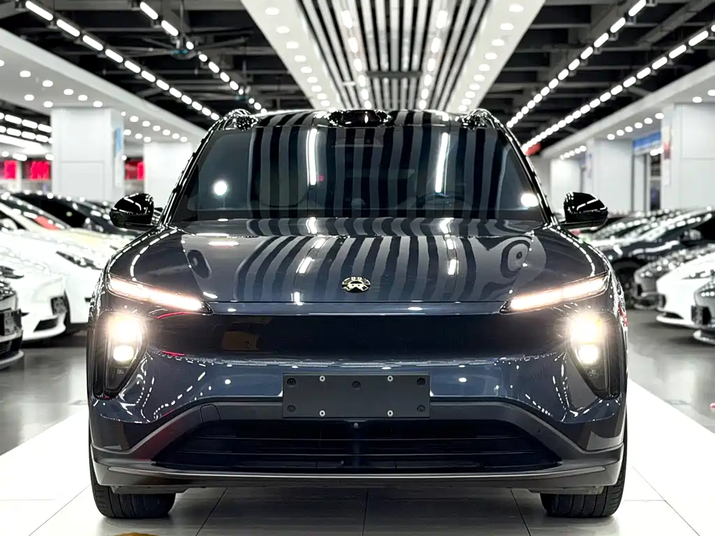 NIO ES6 — миниатюра 2