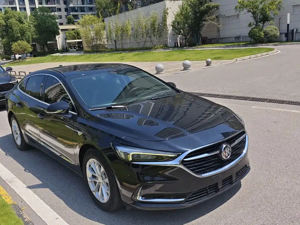 Buick LaCrosse — миниатюра 3