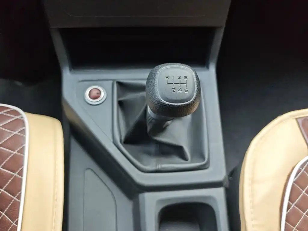 Wuling Hongguang PLUS — миниатюра 14