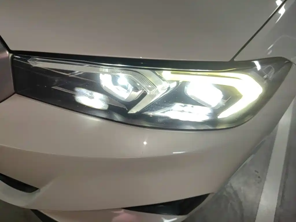 BMW i3 — миниатюра 24