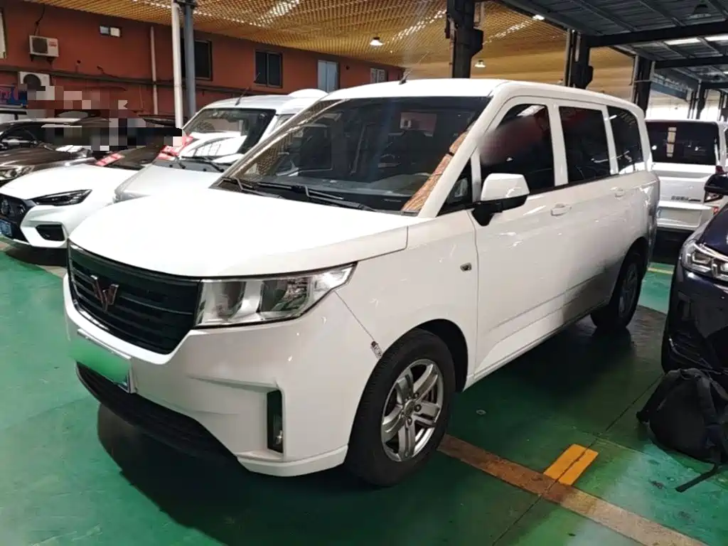 Wuling Hongguang PLUS — миниатюра 2
