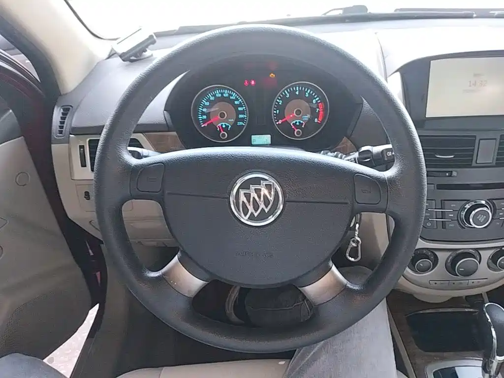 Buick Excelle — миниатюра 11