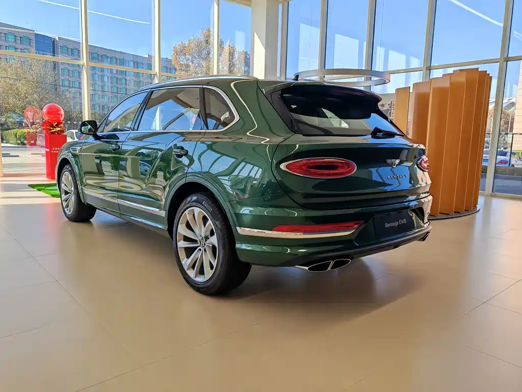 Bentley Bentayga 2024 4.0T V8