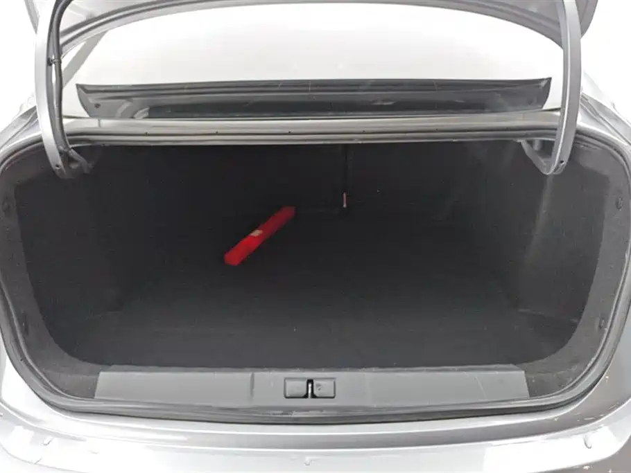 Peugeot 408 2022 1.6T
