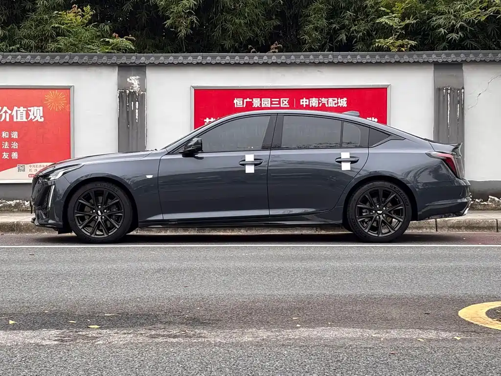 Cadillac CT5 — миниатюра 3
