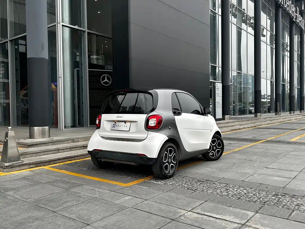 smart Smart Fortwo — миниатюра 3