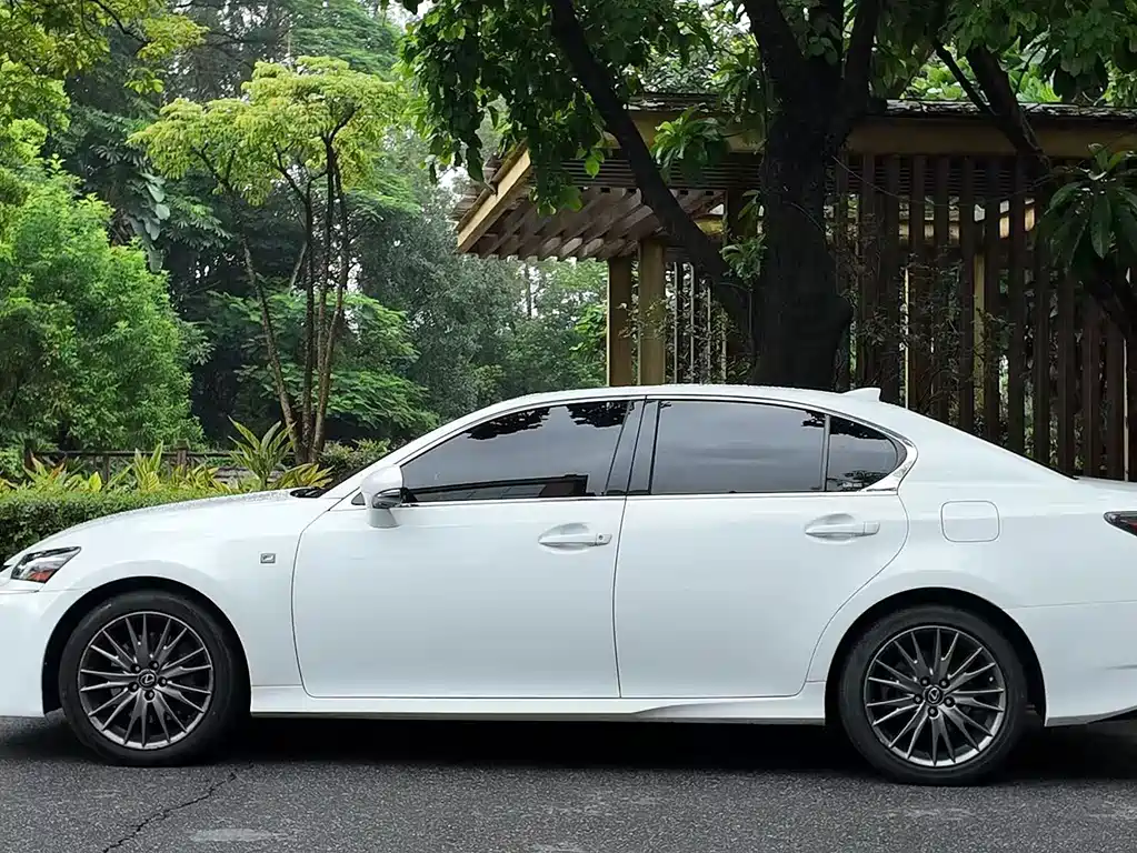 Lexus GS — миниатюра 4