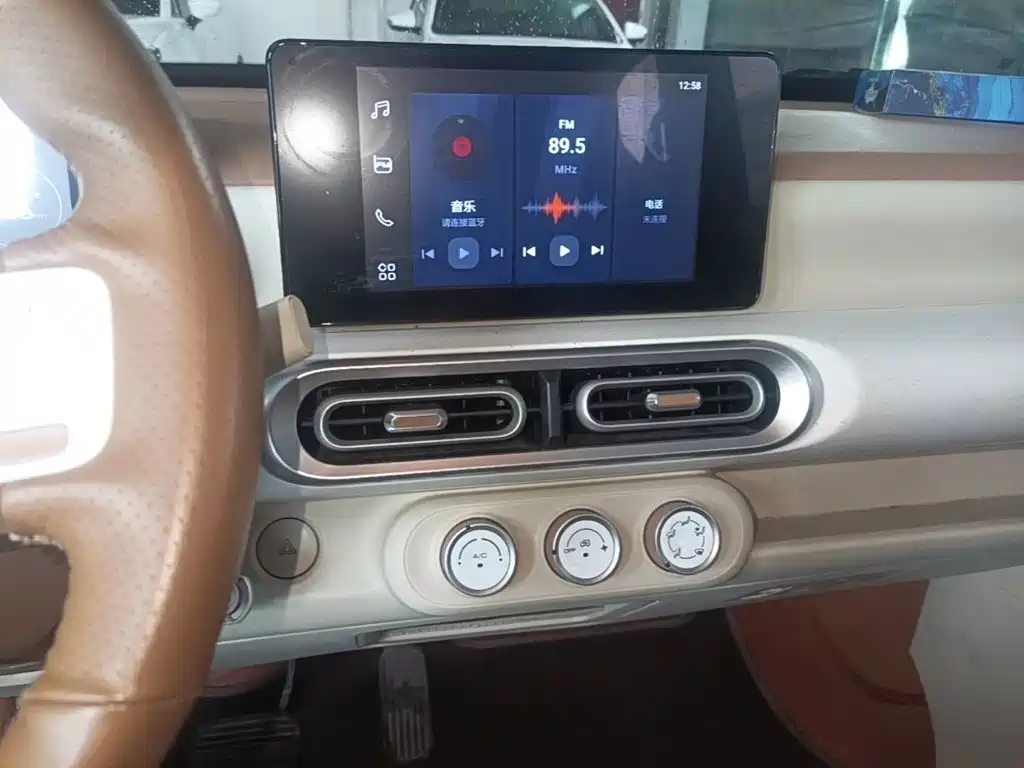 Wuling MINIEV — миниатюра 13