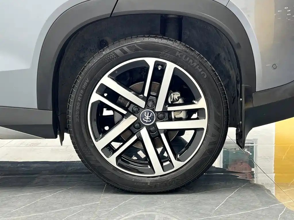BYD L DM-i — миниатюра 23