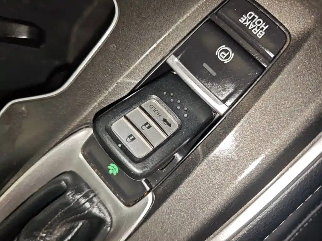 Honda Accord — миниатюра 9