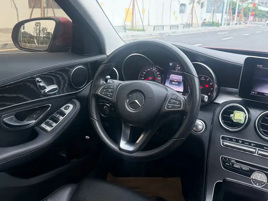 MERCEDES-BENZ C CLASS