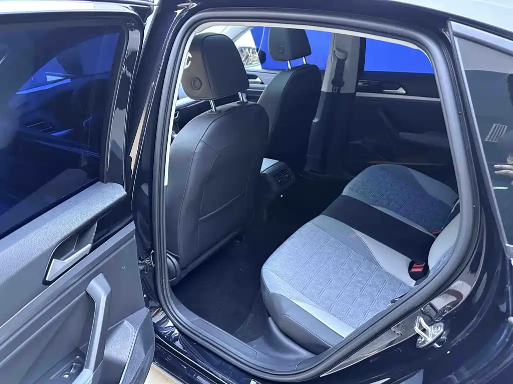 Volkswagen Lavida — миниатюра 12