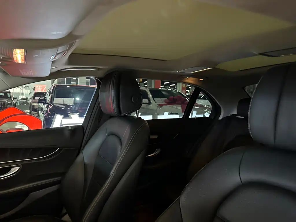 MERCEDES-BENZ C CLASS