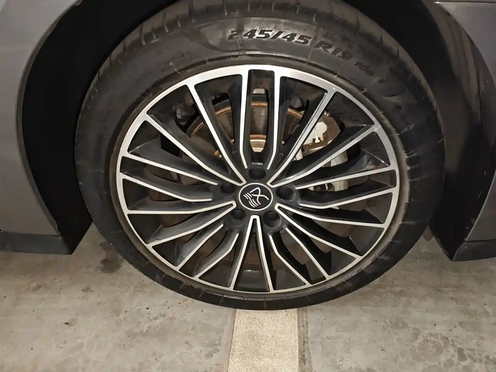 BYD Han — миниатюра 8