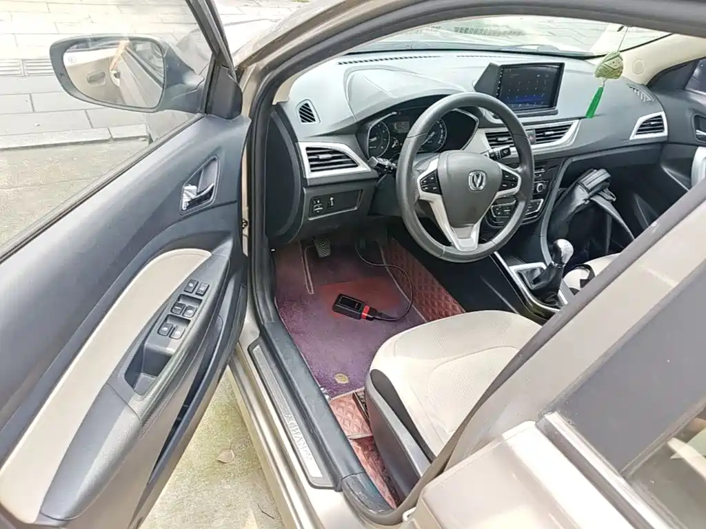 Changan V7 — миниатюра 16