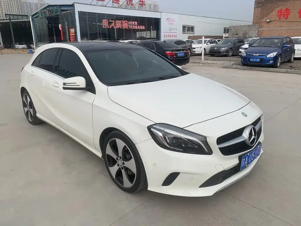 Mercedes-Benz A-Class A 2016 A 200 Fashion