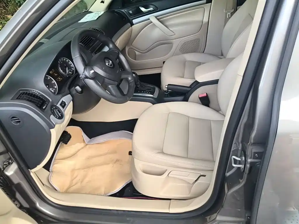Skoda Octavia — миниатюра 15