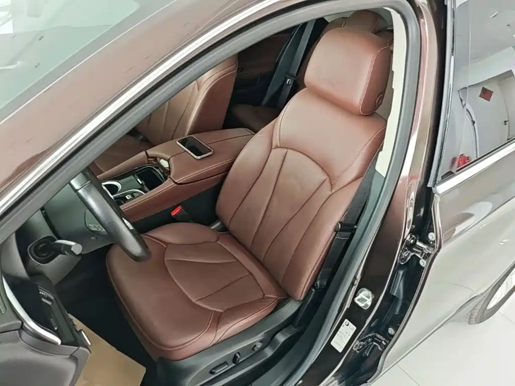 Buick Envision Plus — миниатюра 15