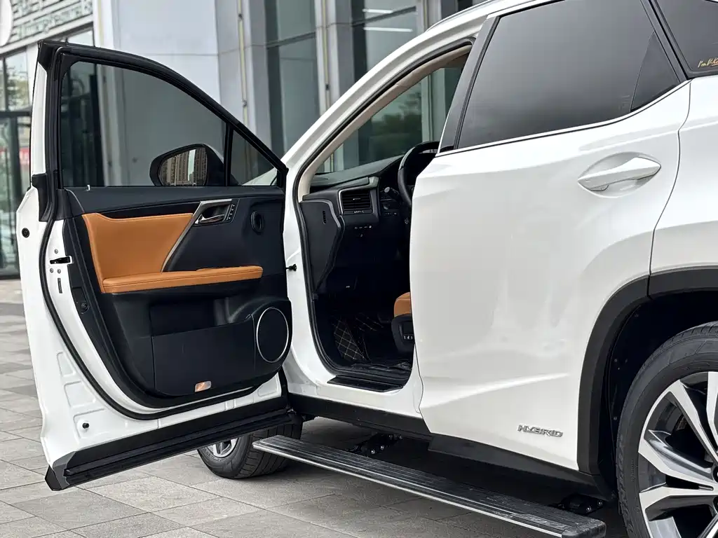 Lexus RX — миниатюра 29