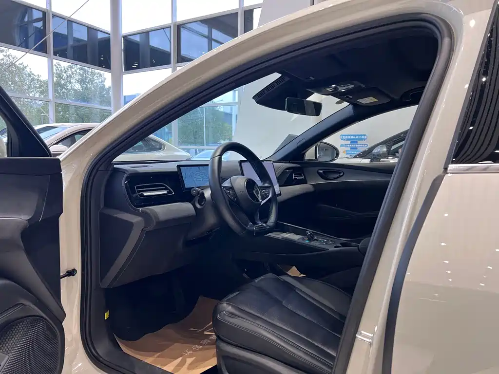 BYD SEAL 06 NEW ENERGY