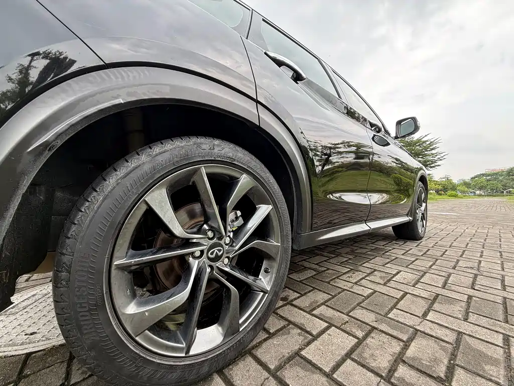 Infiniti QX50 — миниатюра 14