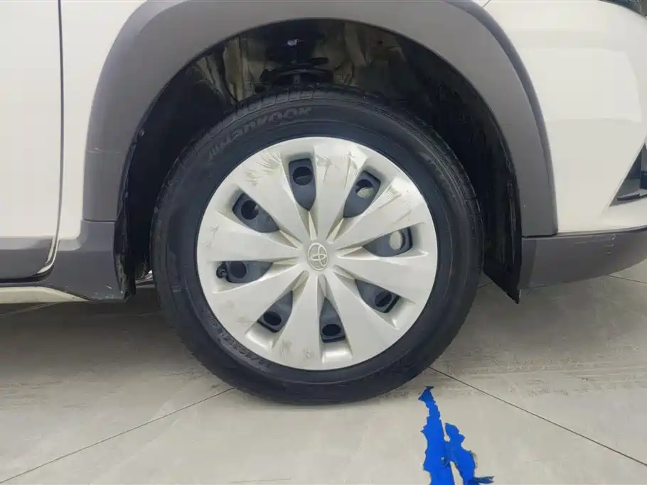 TOYOTA YARIS L ZHIXUAN