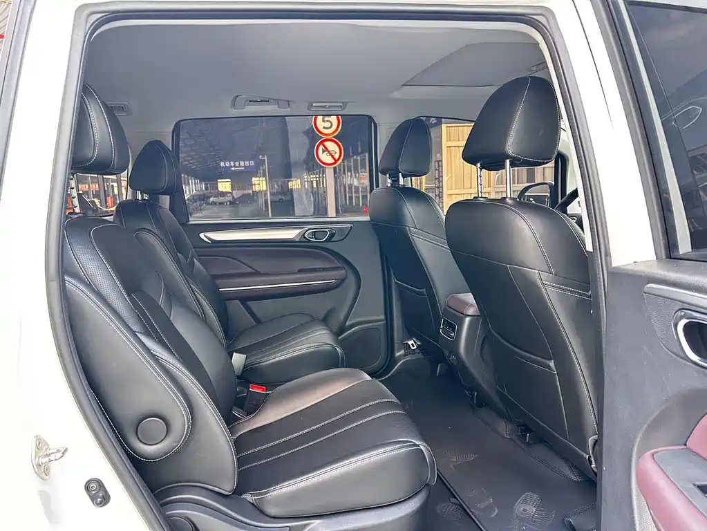 GAC Motor Trumpchi M6 — миниатюра 11