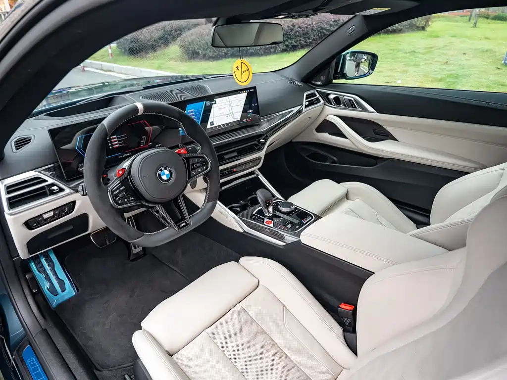BMW M4 — миниатюра 11