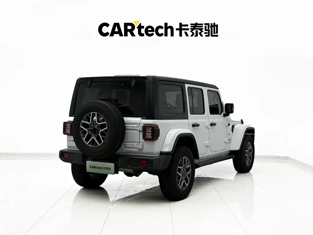 Jeep Wrangler PHEV — миниатюра 21