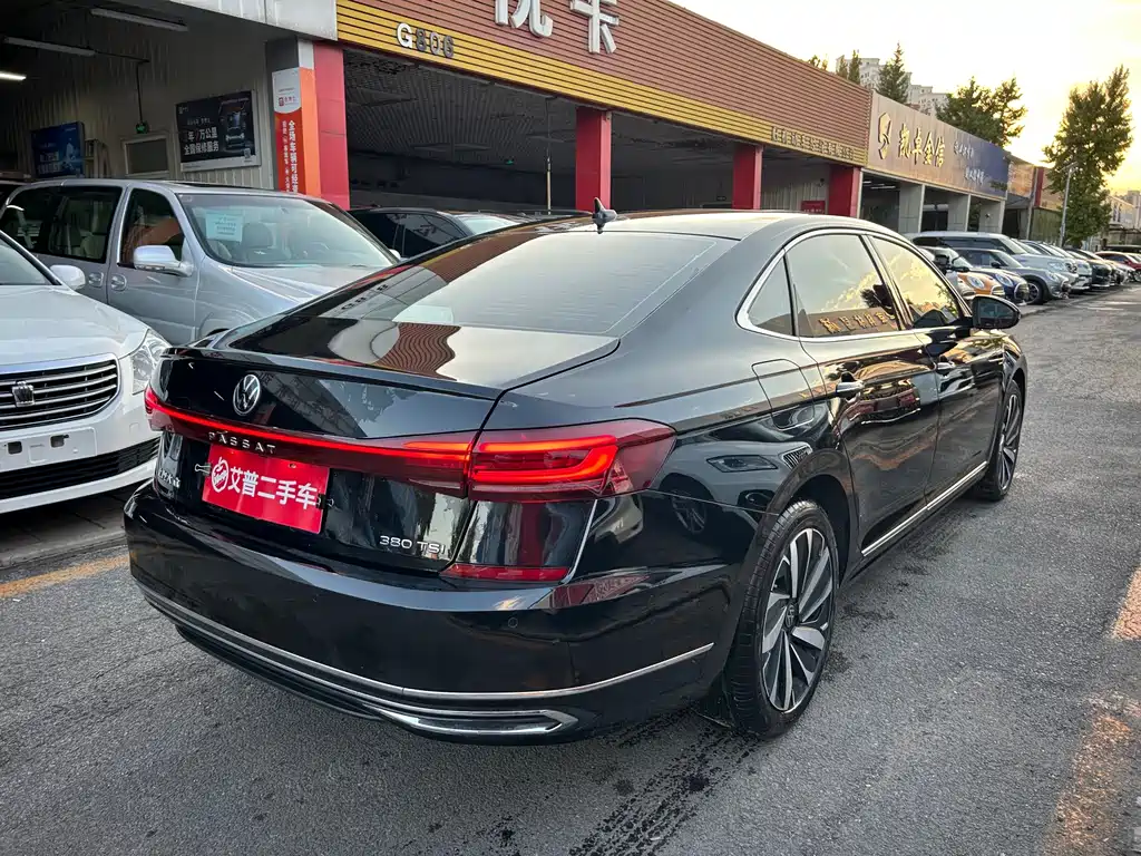 Volkswagen Passat — миниатюра 4