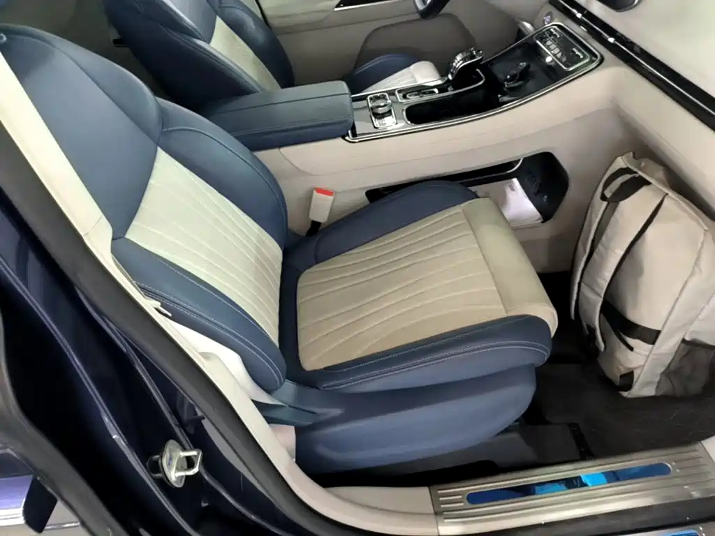 JAC Refine Refine RF8 PHEV — миниатюра 25