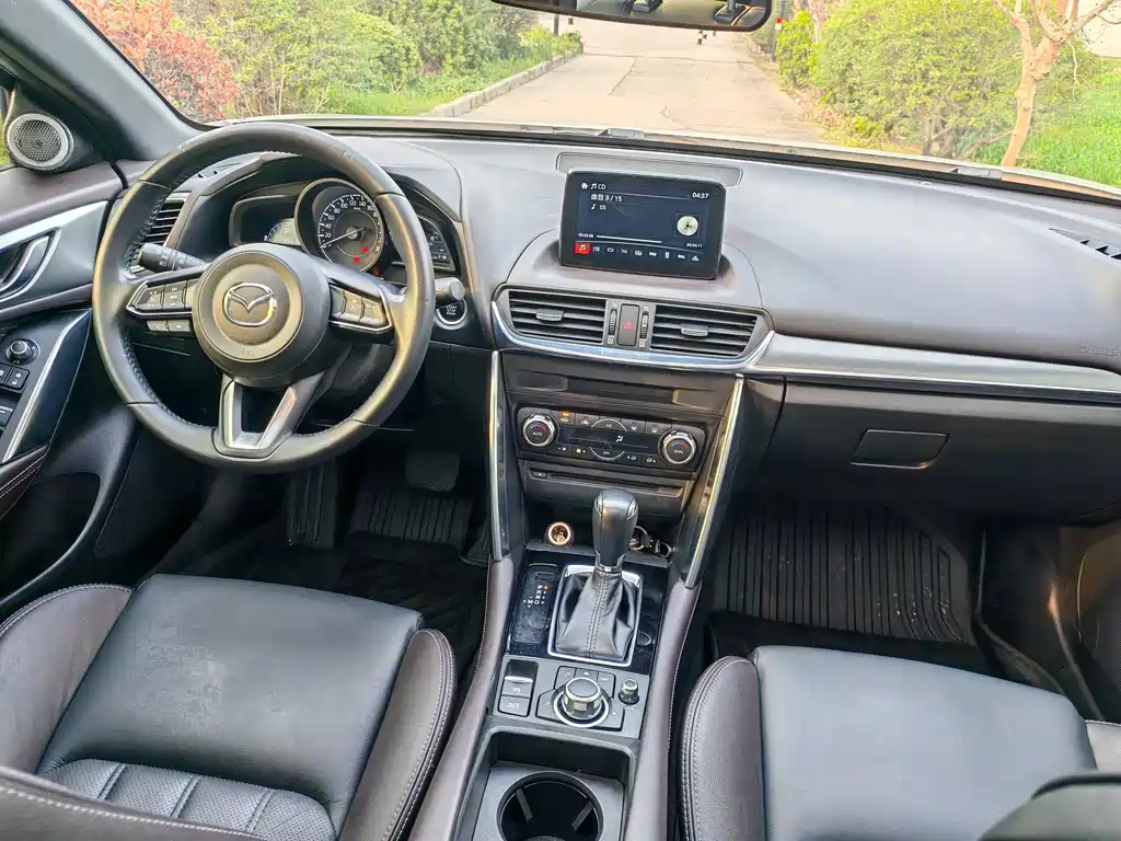 MAZDA CX 4