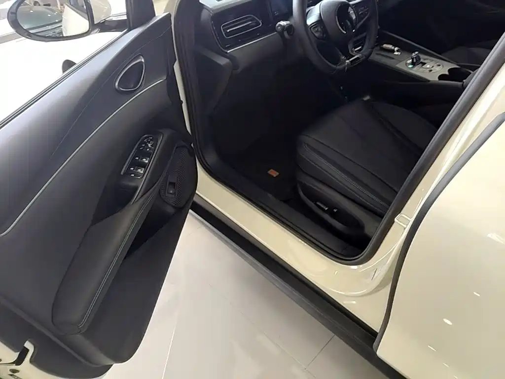 BYD Seal 06 — миниатюра 16