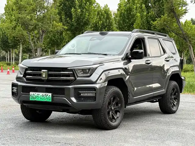 2025 TANK 400