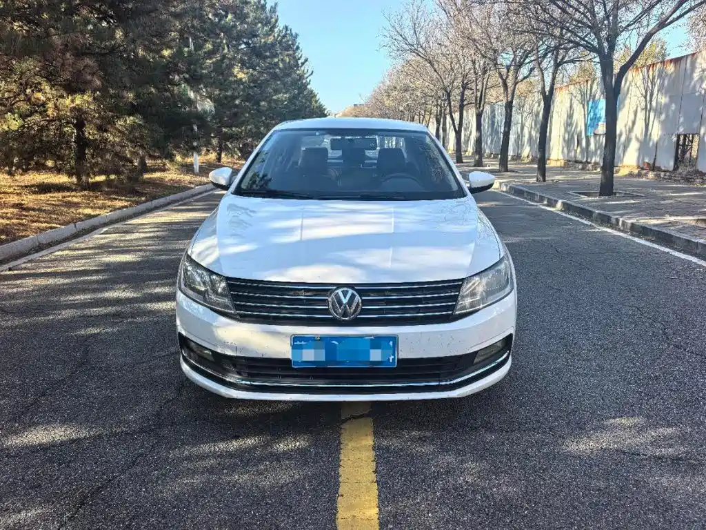 Volkswagen Lavida — миниатюра 2