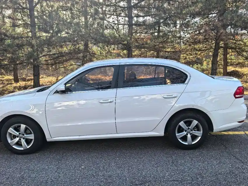 Volkswagen Lavida — миниатюра 8