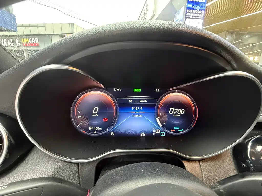 MERCEDES-BENZ C CLASS