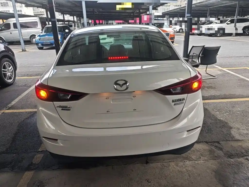 Mazda 3 Axela — миниатюра 6