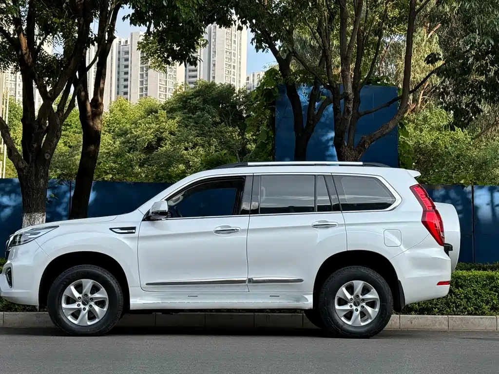 Haval H9 2022 2.0T 5 мест