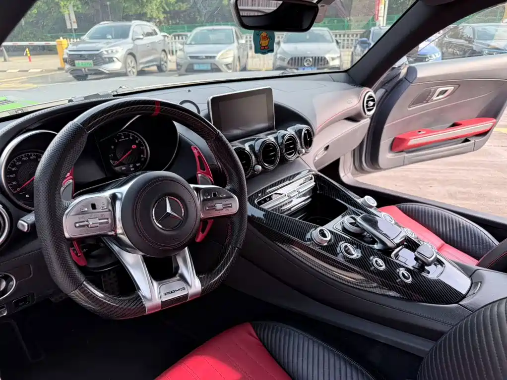 Mercedes-Benz AMG GT — миниатюра 12