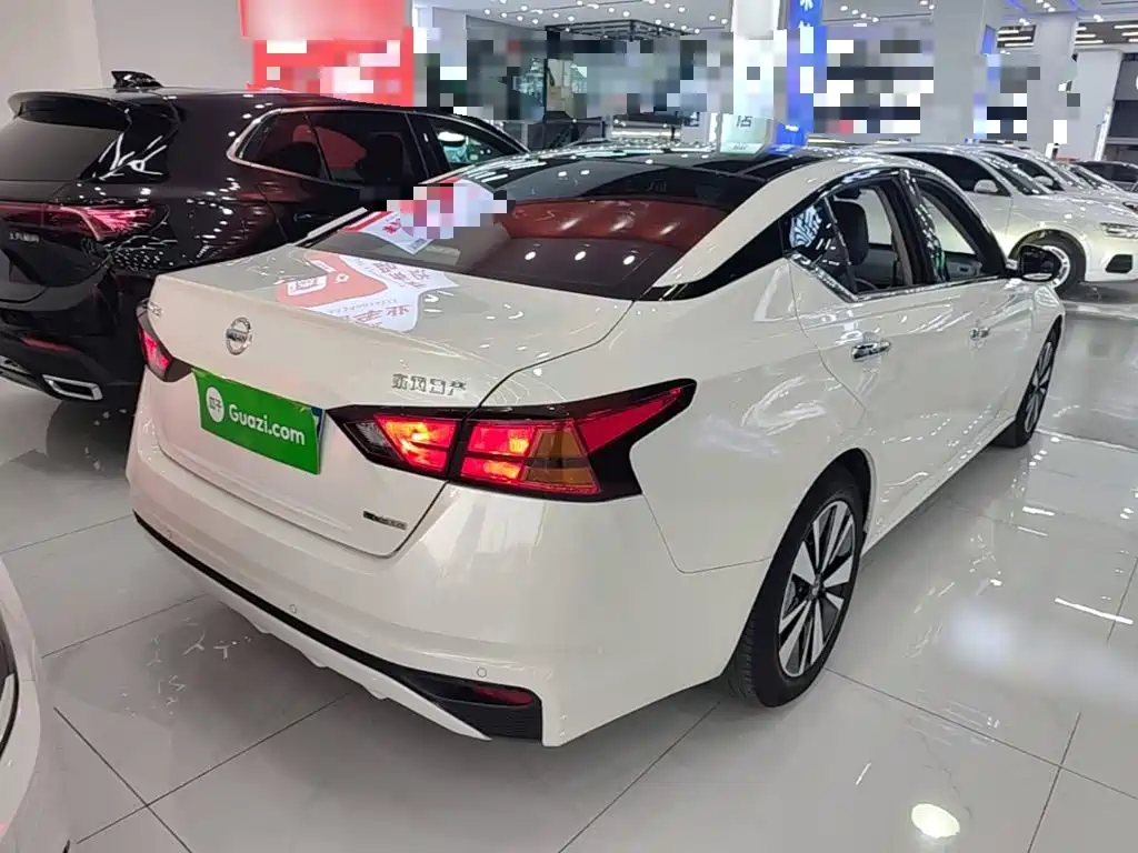 Nissan Teana — миниатюра 7