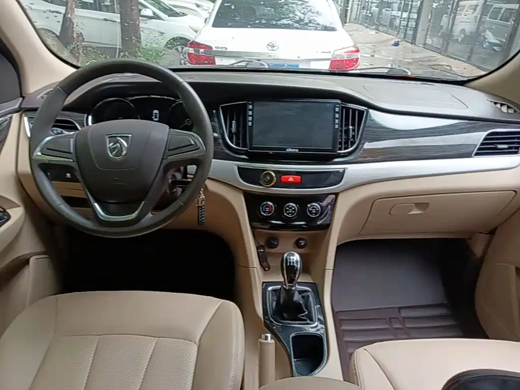 Baojun 730 — миниатюра 10