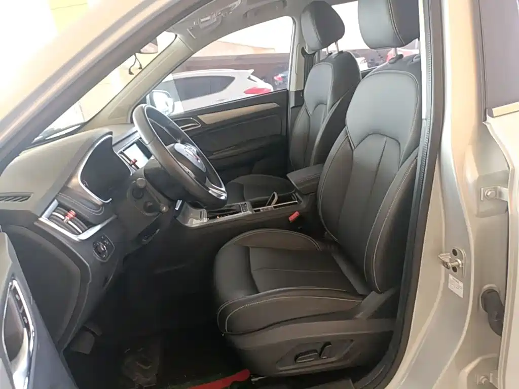 Roewe RX5 — миниатюра 15