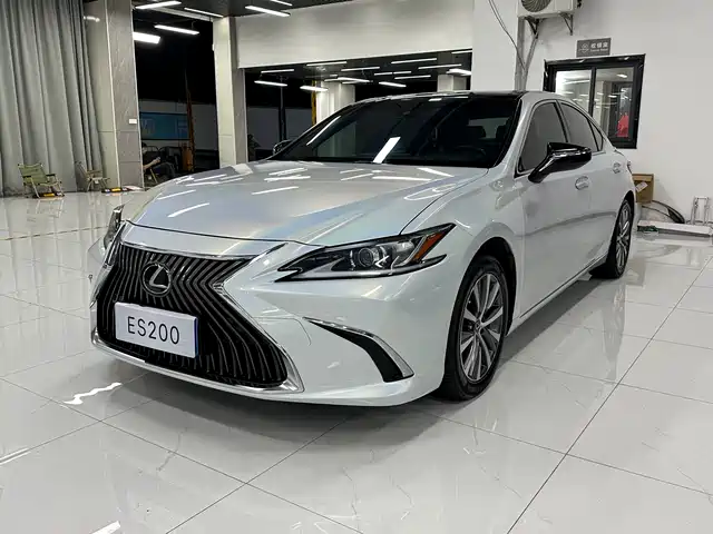 LEXUS  ES 2019