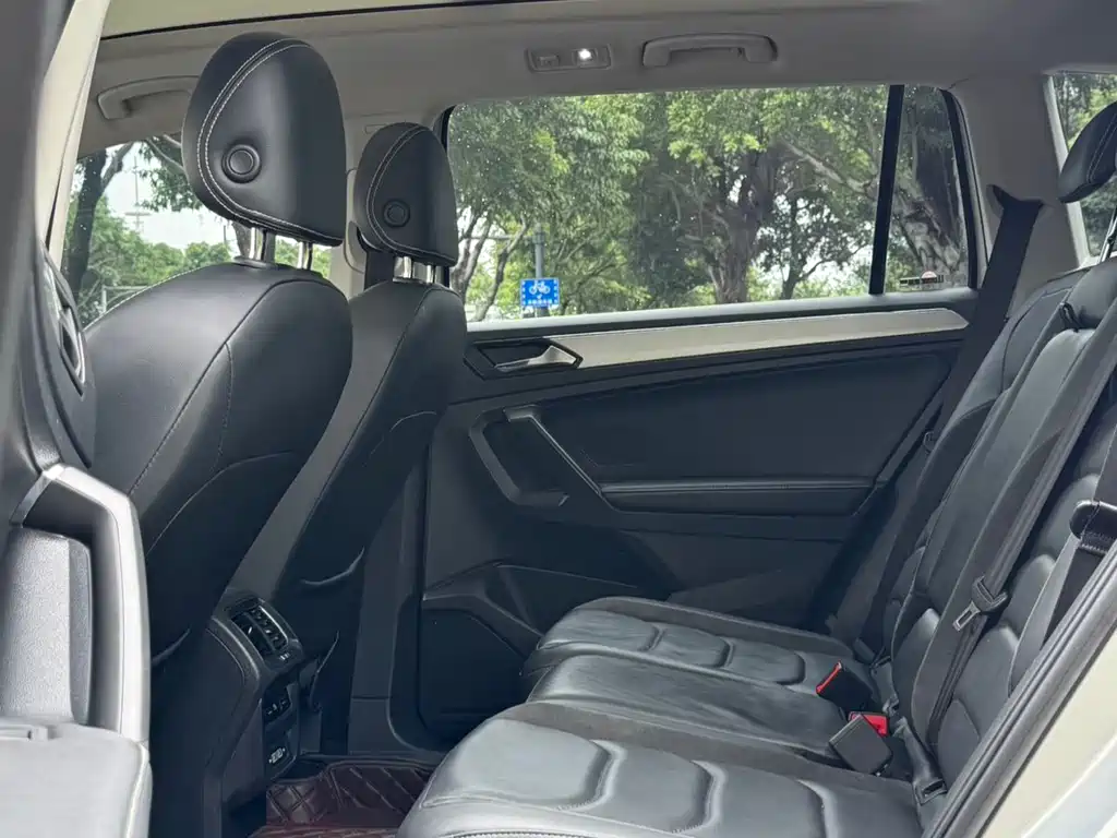 Volkswagen Tiguan L — миниатюра 9