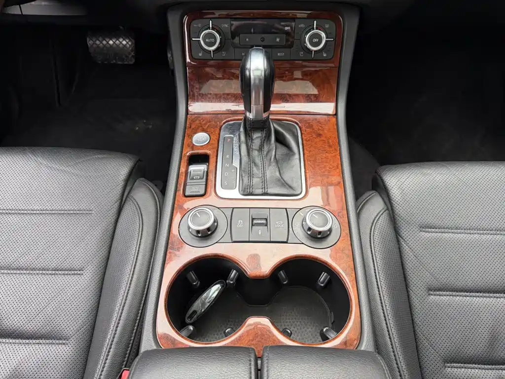 Volkswagen Touareg — миниатюра 7